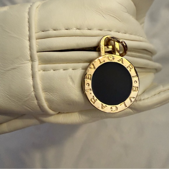 NWOT Bvlgari Faux Leather Fluted Cosmetic Bag - Picture 8 of 9